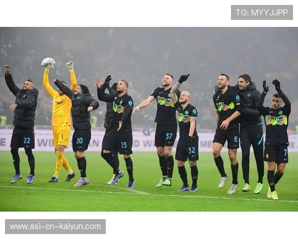 意甲国米中场压制拉开差距,客队失去还手之力 意甲国米中场压制拉开差距,客队失去还手之力